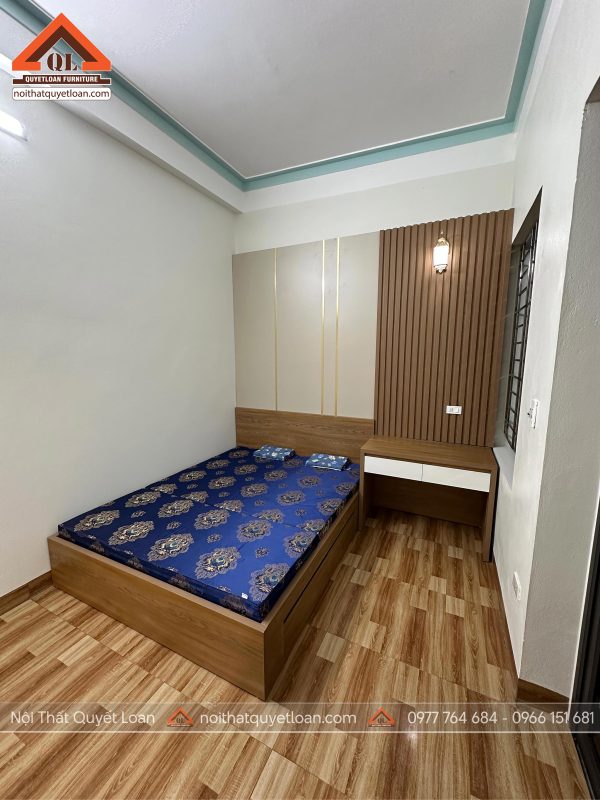 Giường Ngủ Kèm Vách Trang Trí Đầu Giường CĐT Hùng Thủy 15-03
